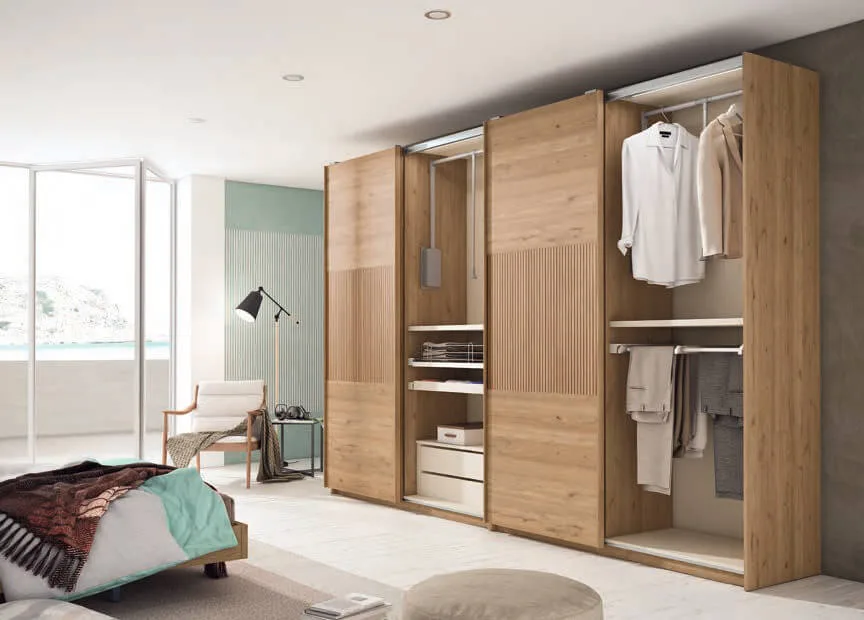 armario-exojo-cinco-puertas-correderas-1
