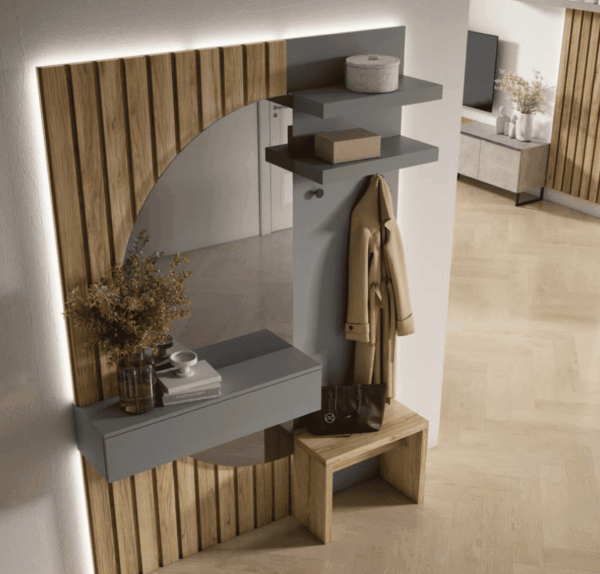 Recibidor moderno con espejo semicircular, panel de listones y cajón